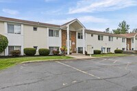 Building Photo - 3546 Lyell Rd