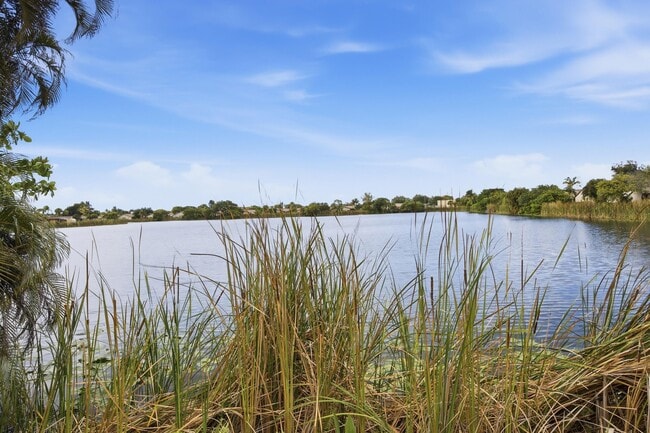 Building Photo - 4102 Waterview Cir