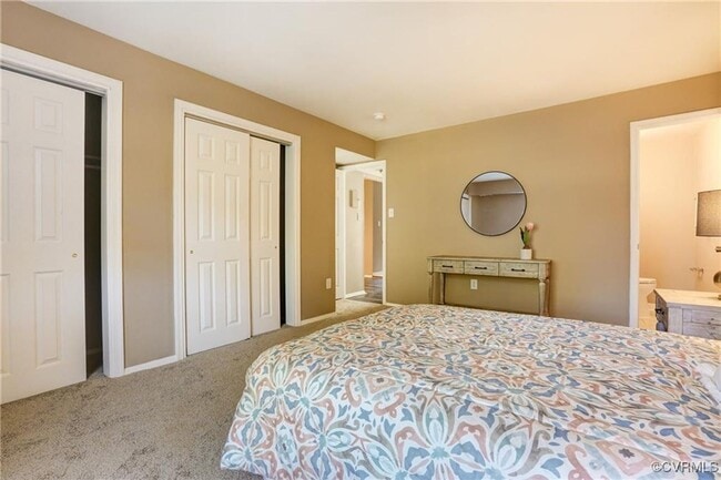 Building Photo - Amenities and Utilities included Richmond Condo Near VCU and UR