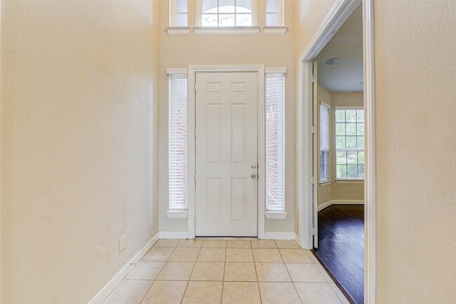 Building Photo - 22530 Cutter Mill Dr