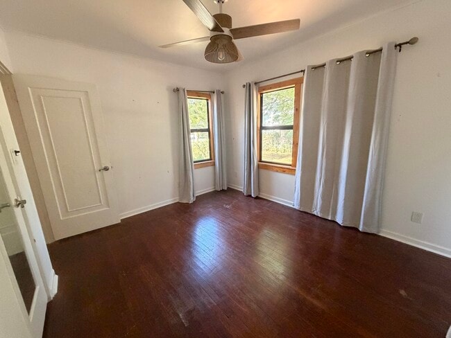 Building Photo - 1026 Upland Rd