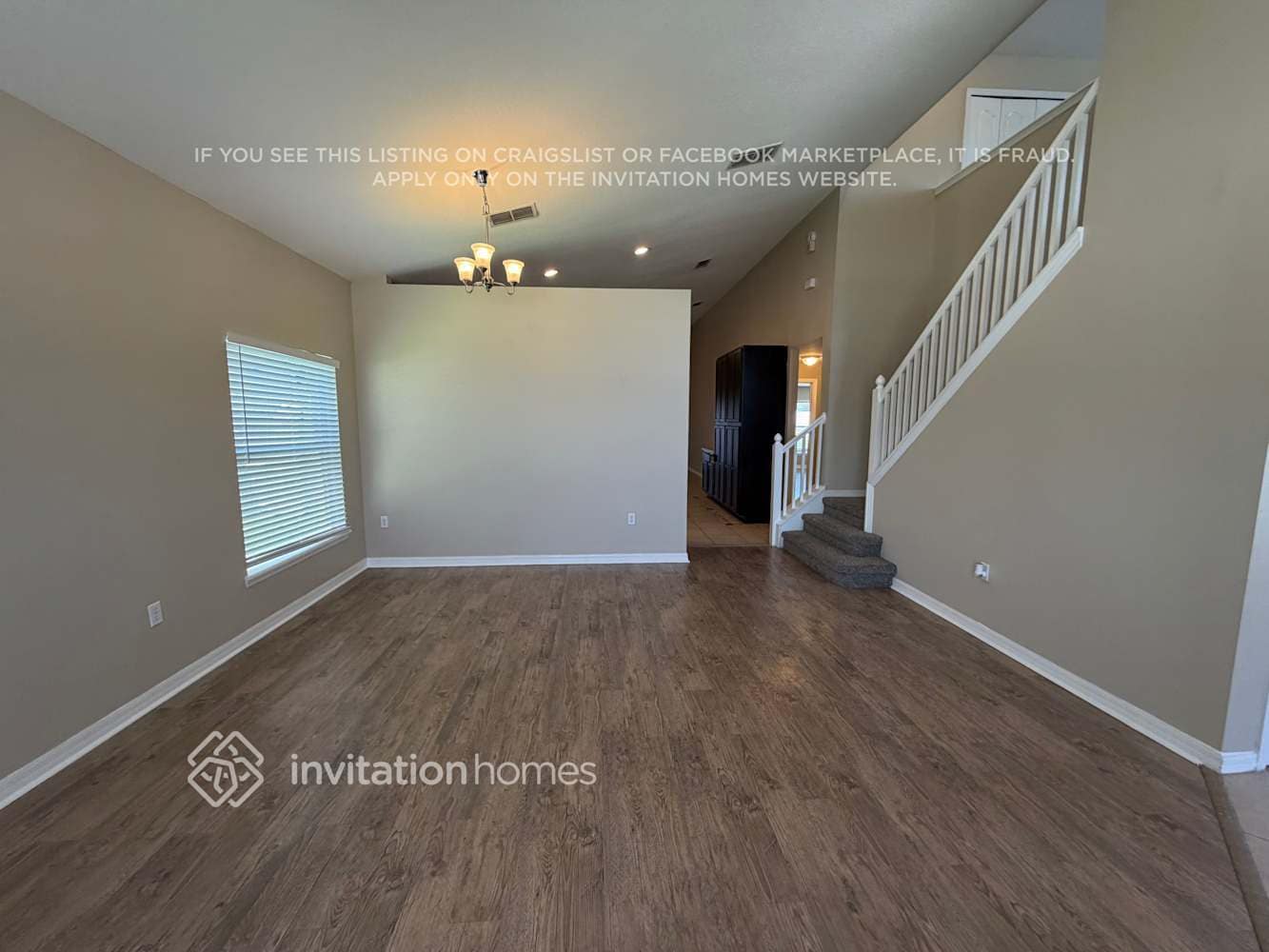 Building Photo - 1129 Hacienda Cir
