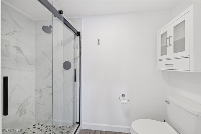 Building Photo - 845 New Waterford Dr