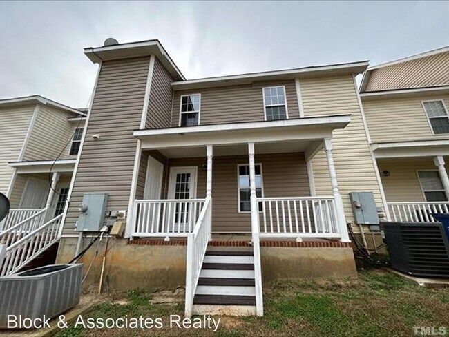 Building Photo - 3 br, 2.5 bath House - 401 Whitehall Court