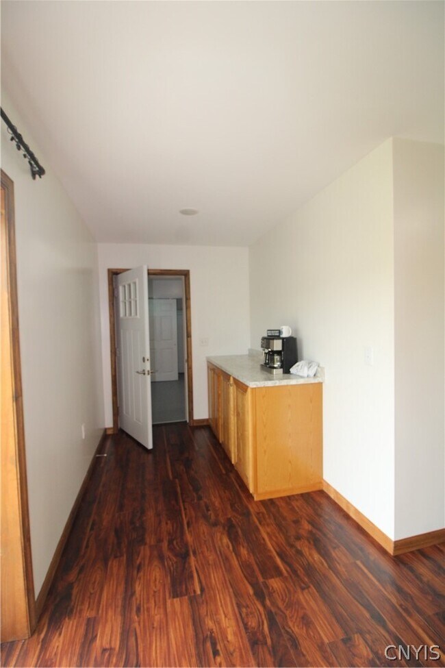 Building Photo - 1601 Lighthouse Hill Rd