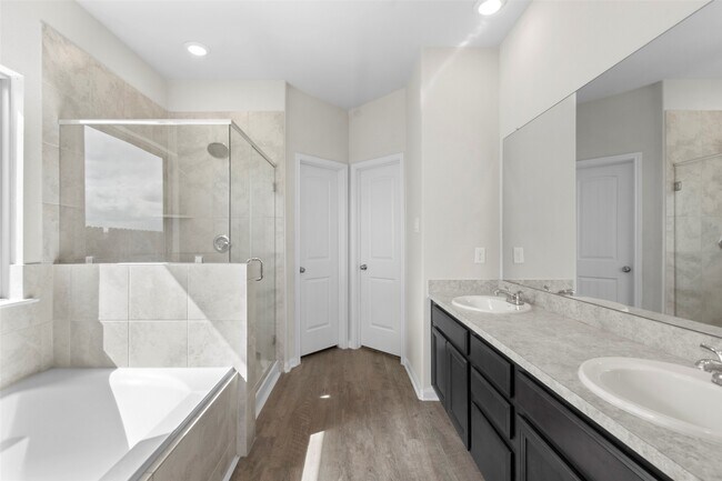 Building Photo - 13076 Laura Lake Dr