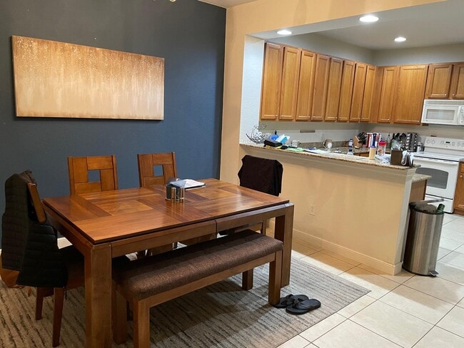Building Photo - 499 Corte Madera Ln