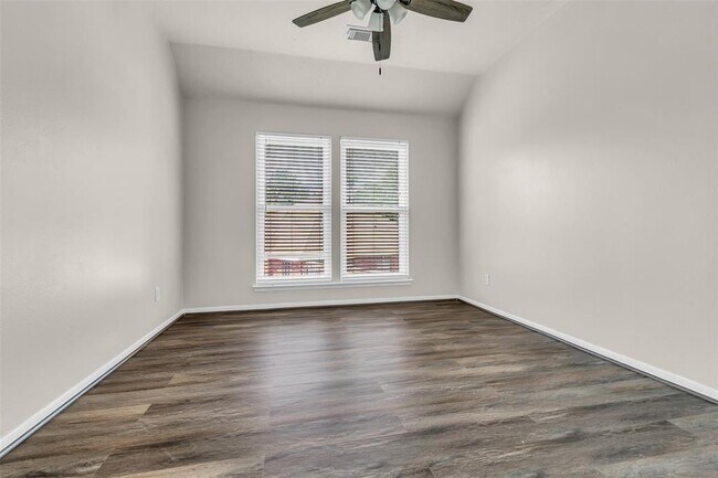 Building Photo - 30114 Thorsby Dr