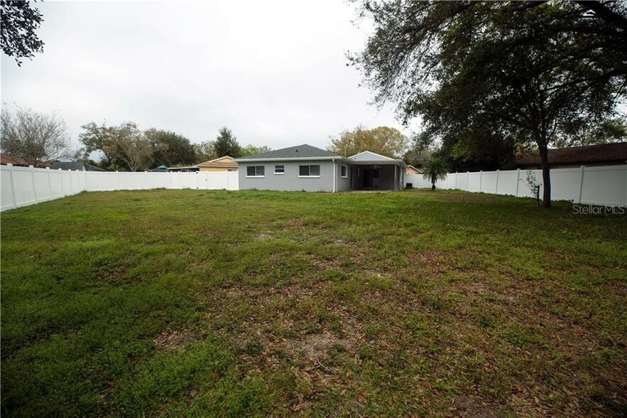 Building Photo - 1643 W Orangecrest Ave