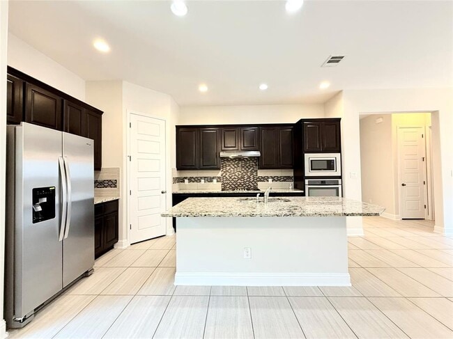 Building Photo - 10911 Hidden Caves Way