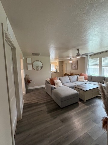 Building Photo - 4614 Braeburn Ave