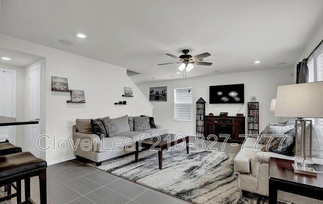Building Photo - 667 Anthem Ln