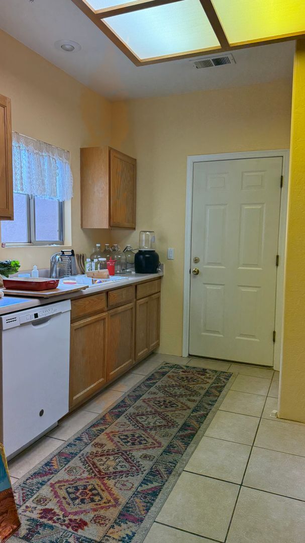 Building Photo - 710 Agave Ct