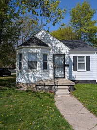 Building Photo - 16701 Stahelin Ave