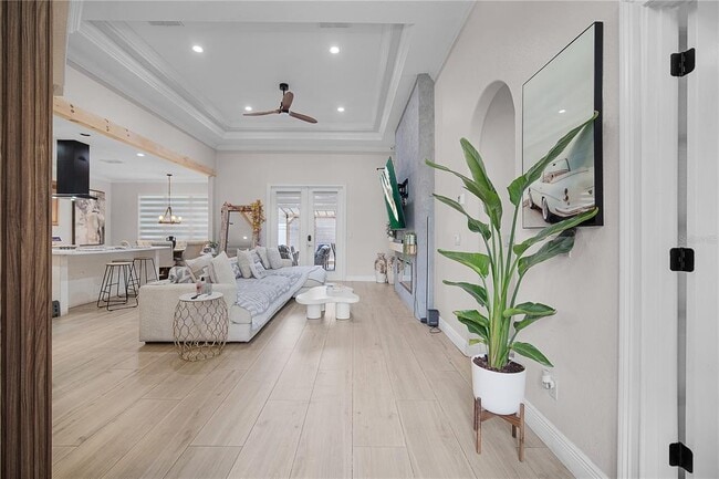 Building Photo - 1057 Island Pointe Dr