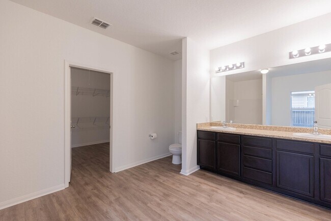 Building Photo - 6010 Luckey Run