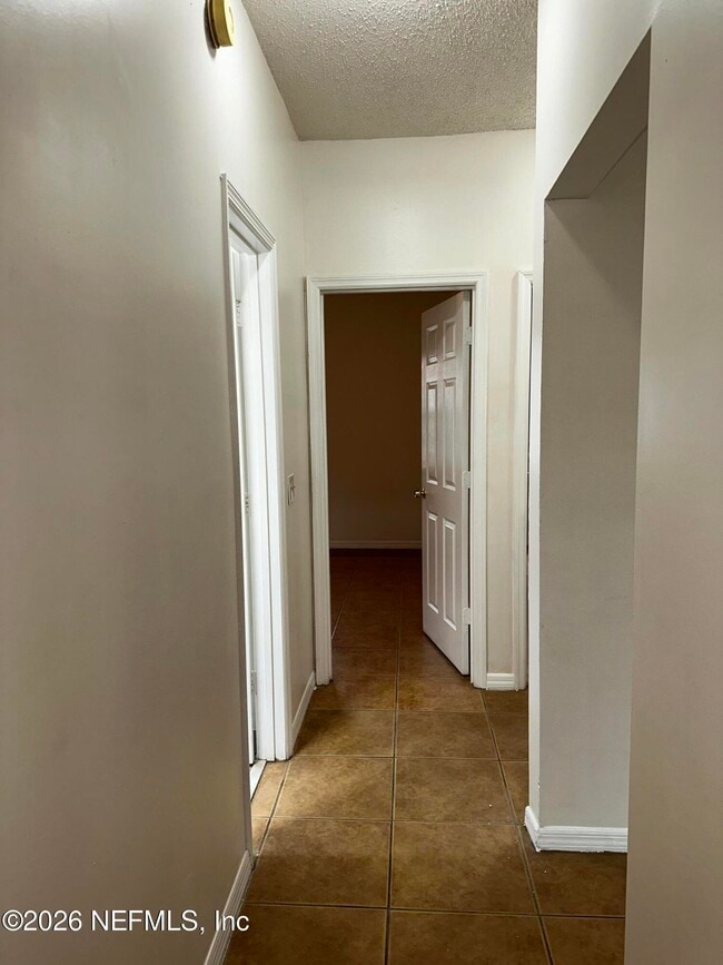 Building Photo - 6160 Chambore Ct