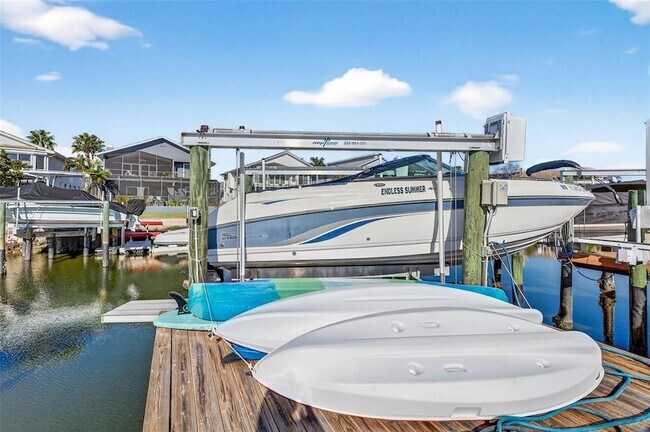 Building Photo - 4516 Seagull Dr