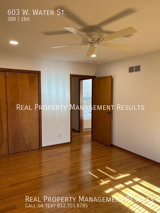 Building Photo - 603 W Water St