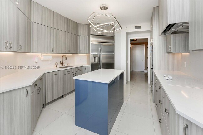 Building Photo - 3801 NE 207th St