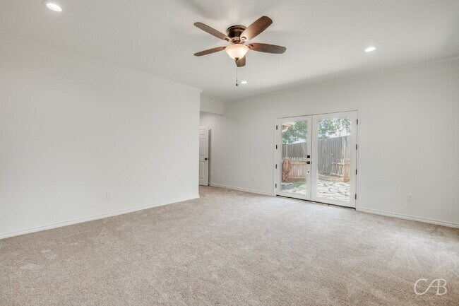Building Photo - For Lease