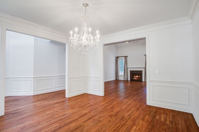 Building Photo - Beautiful 4 Bedroom in Hamlin Plantation -...