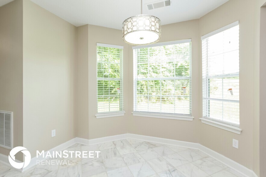 Building Photo - 6123 Lamp Post Pl