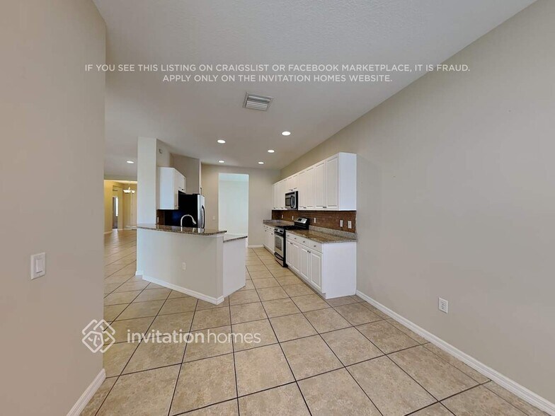 Building Photo - 4919 Torrey Pines Run