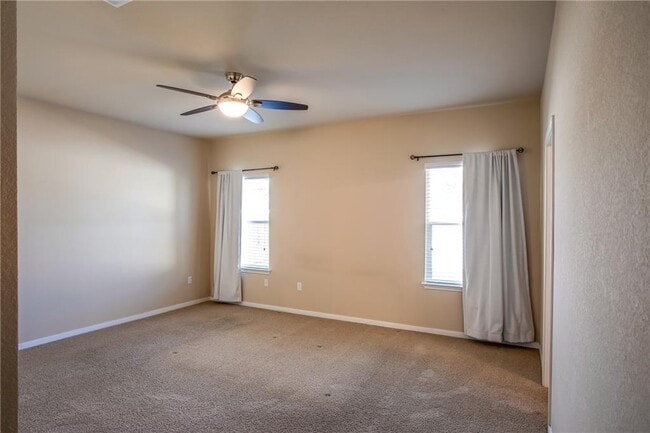 Building Photo - 607 Brashear Ln
