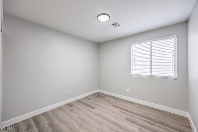 Building Photo - 2919 Cafe Racer Ct