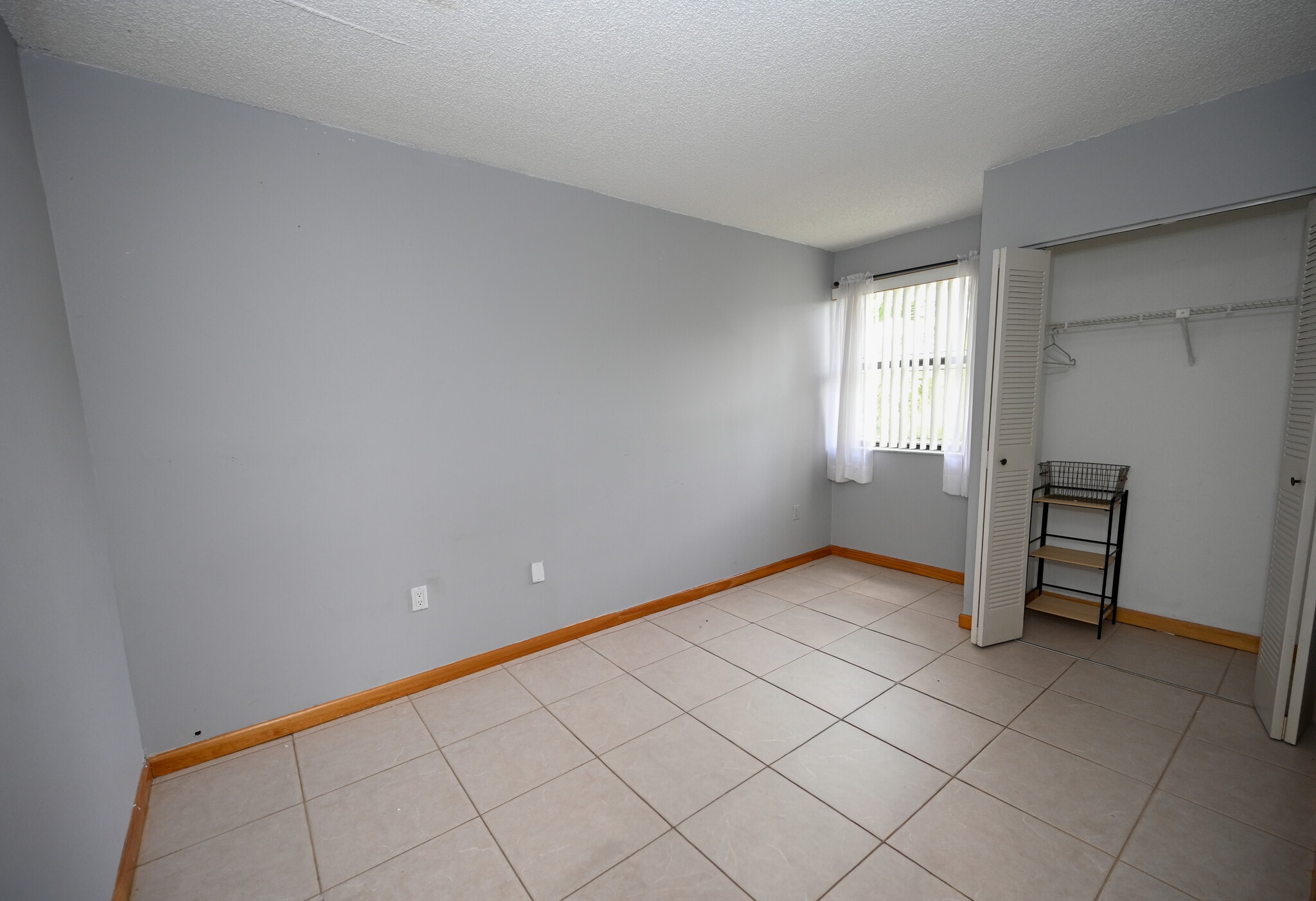 Bedorom # 3 - 445 W Park Dr