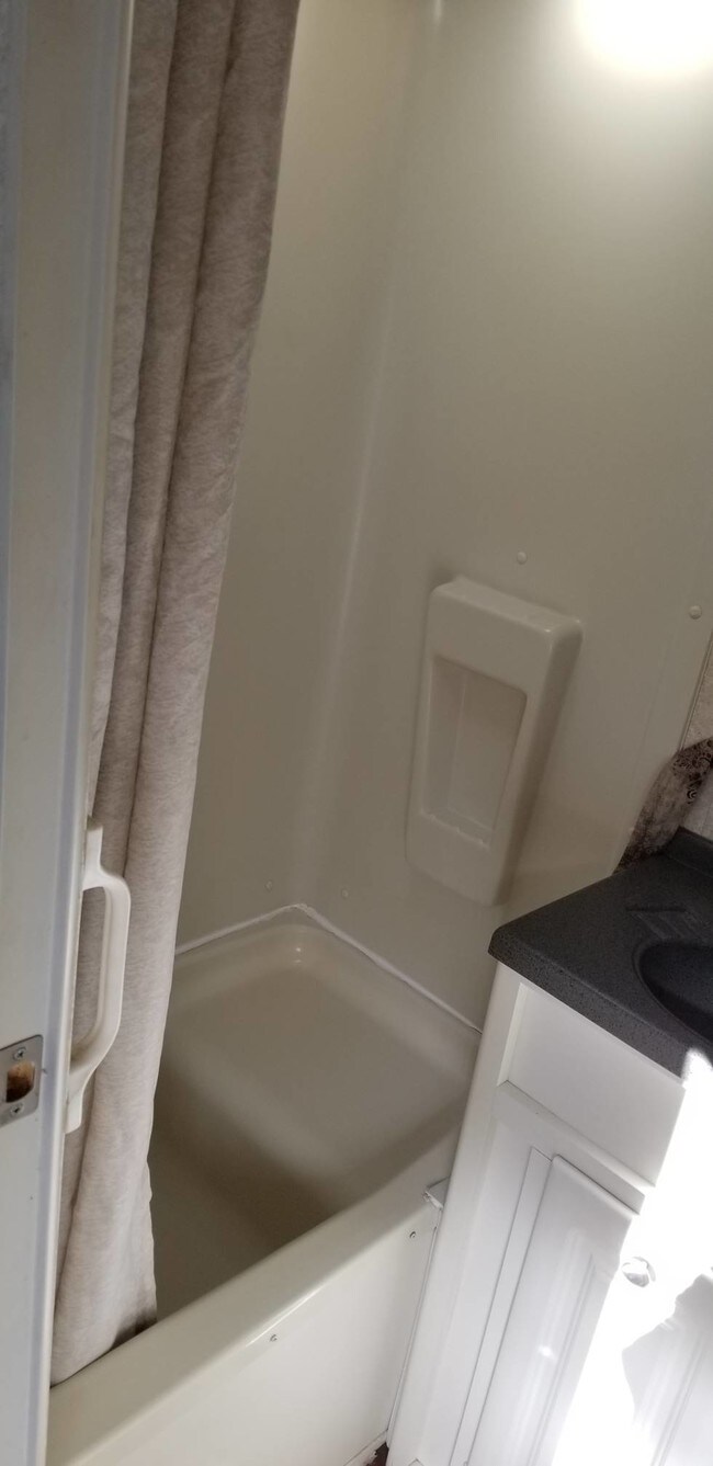 Building Photo - 6618 Topper Run