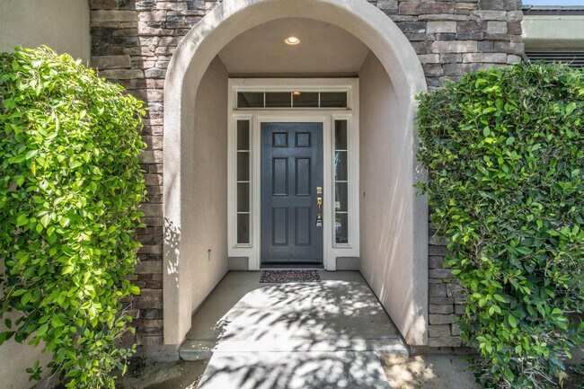 Building Photo - 60177 Angora Ct