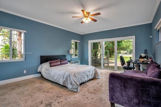 Building Photo - 7405 SW 79th Ct