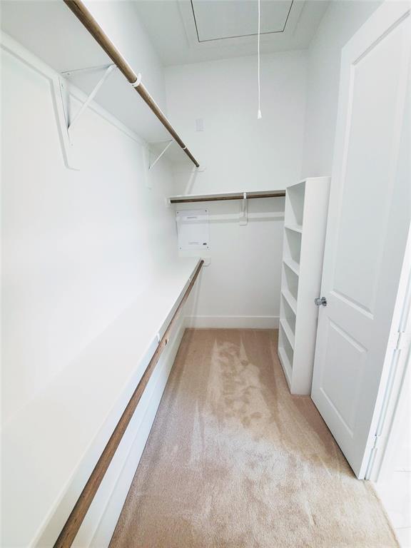 Building Photo - 311 Cyclamen St