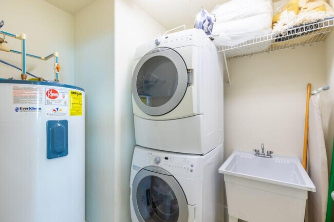 Building Photo - 28103 Perdido Beach Blvd