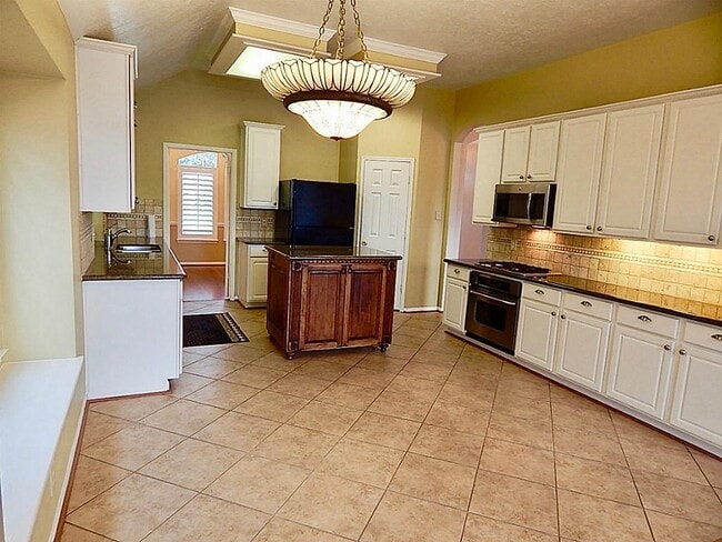 Building Photo - 13622 Clareton Ln