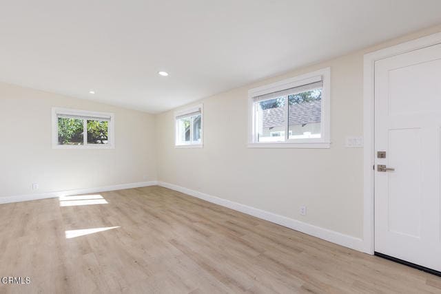 Building Photo - 550 MacDonald St