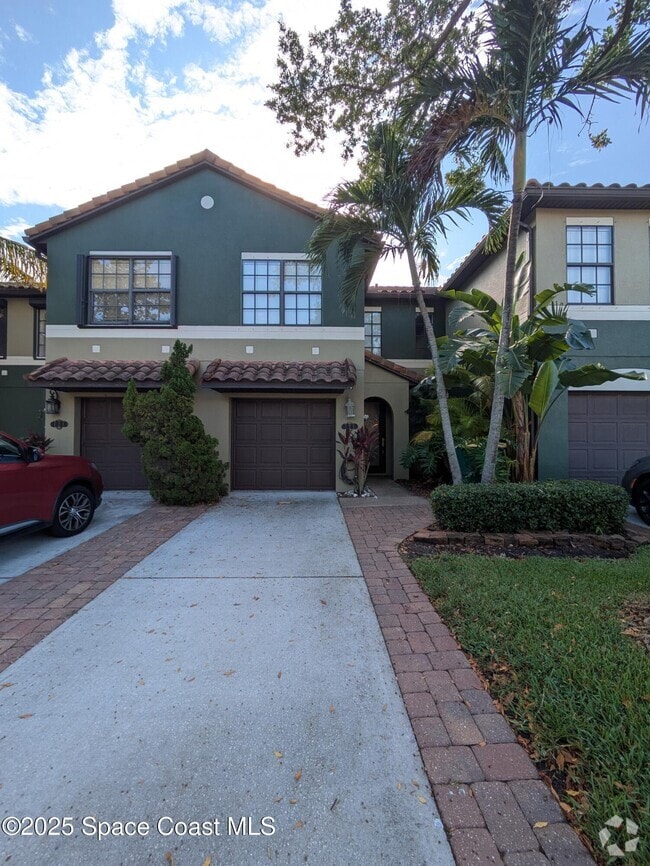 Building Photo - 725 Ventura Dr
