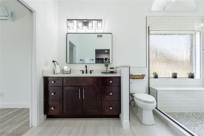 Building Photo - 12881 Kelly Bay Ct