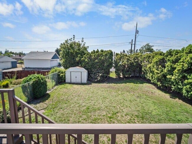 Building Photo - Spacious 2-Bedroom Home with Private Deck,...