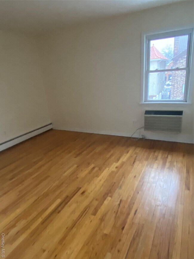 Building Photo - 151-55 20th Rd