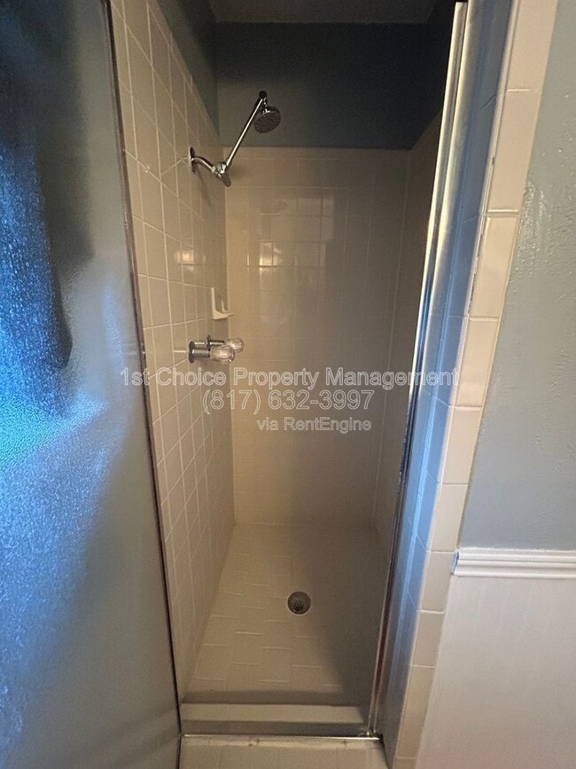 Building Photo - 6409 Stardust Dr S