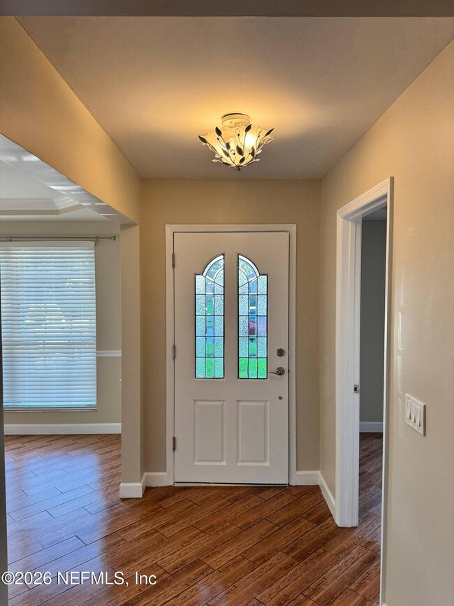 Building Photo - 9143 Mornington Dr