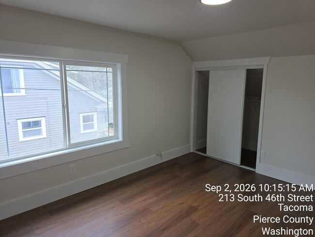 Building Photo - 213 S 46th St