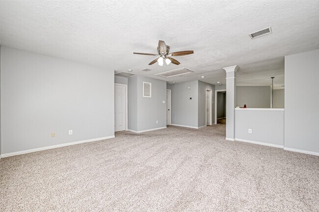 Building Photo - 4907 Mountain Fork
