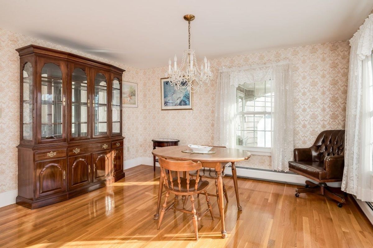 Building Photo - 45 Weare