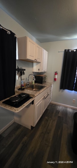 Building Photo - 7608 Texhoma Ave