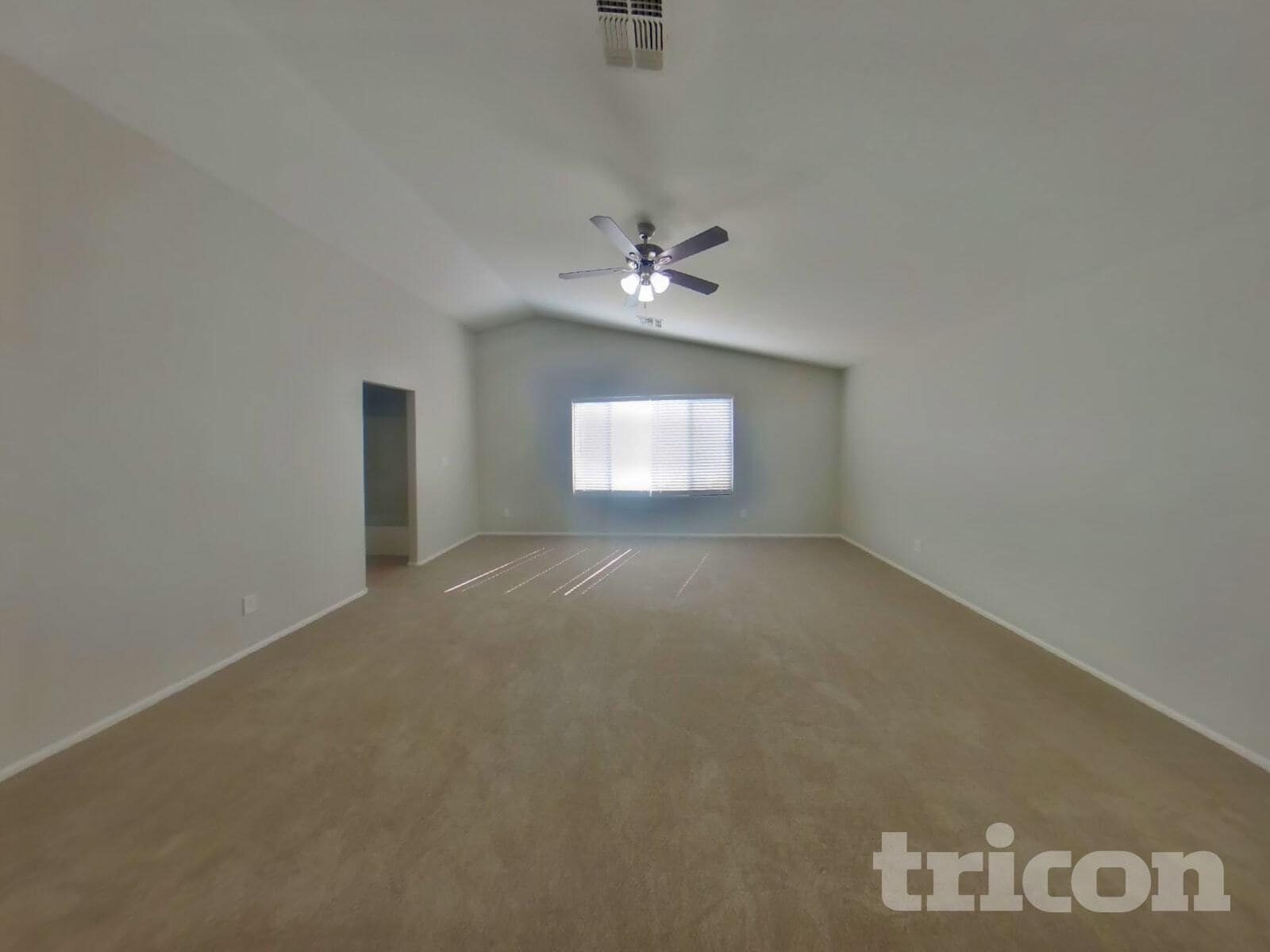 Building Photo - 40081 W Hayden Dr