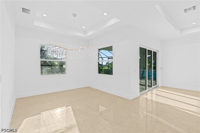 Building Photo - 821 NW 37th Pl